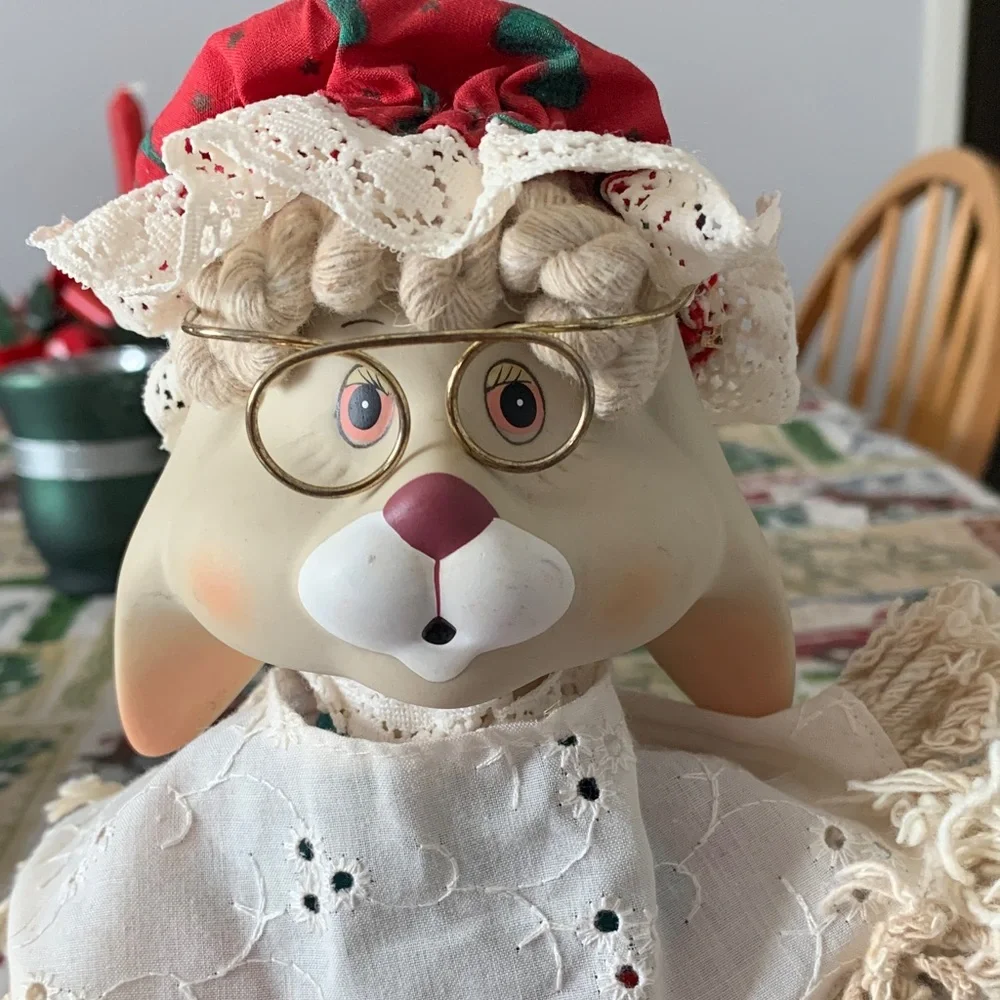 House of Lloyd Grannie Flo Bunny Holiday Decor Vintage 1996